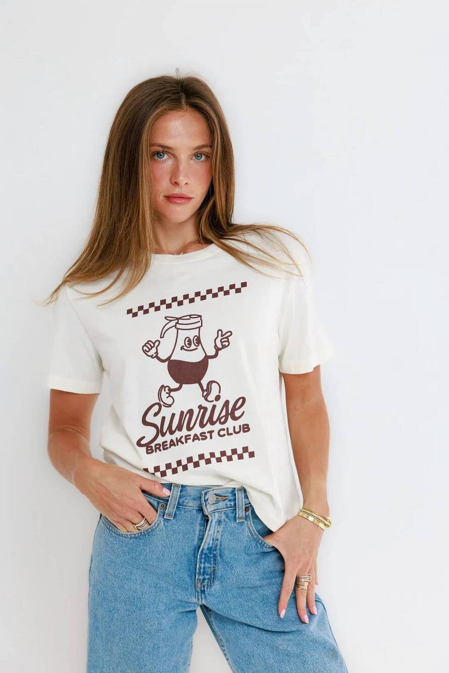 NEW SUNNY SOMEWHERE sunrise breakfast club everyday tee in off white